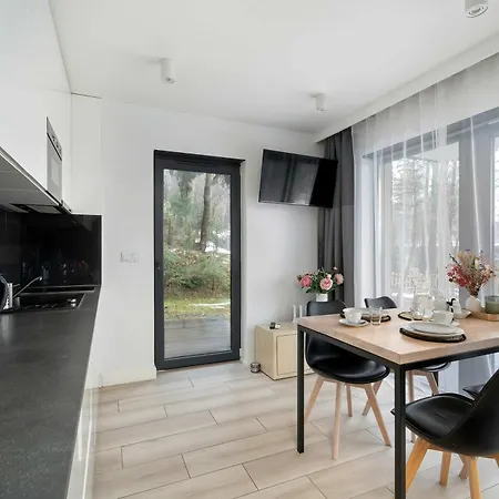 Cozy With Parking And Terrace In By Renters