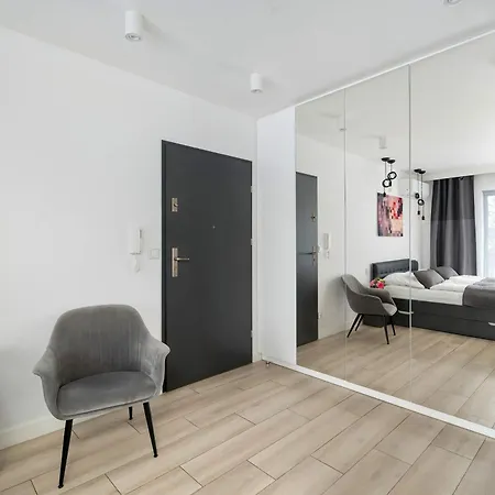 Apartament Cozy With Parking&terrace In By Renters *