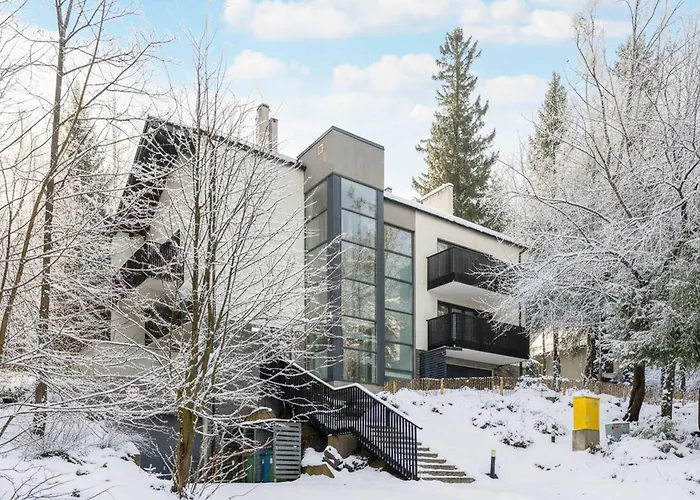 Cozy With Parking And Terrace In By Renters